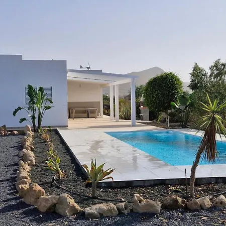 Estrella De Blanca Βίλα