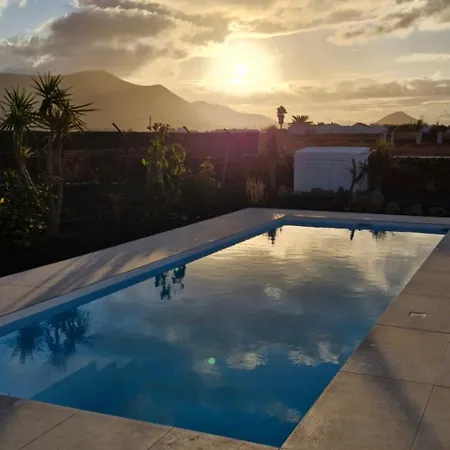 Estrella De Blanca Βίλα