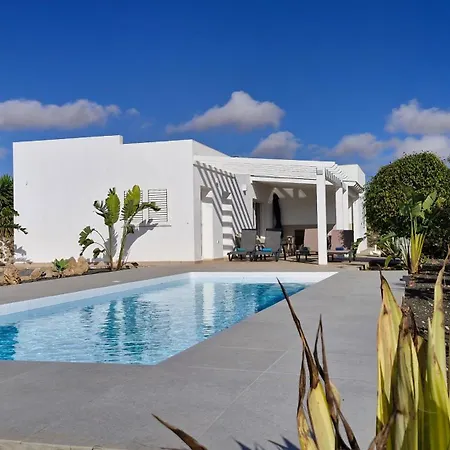 Estrella De Blanca *